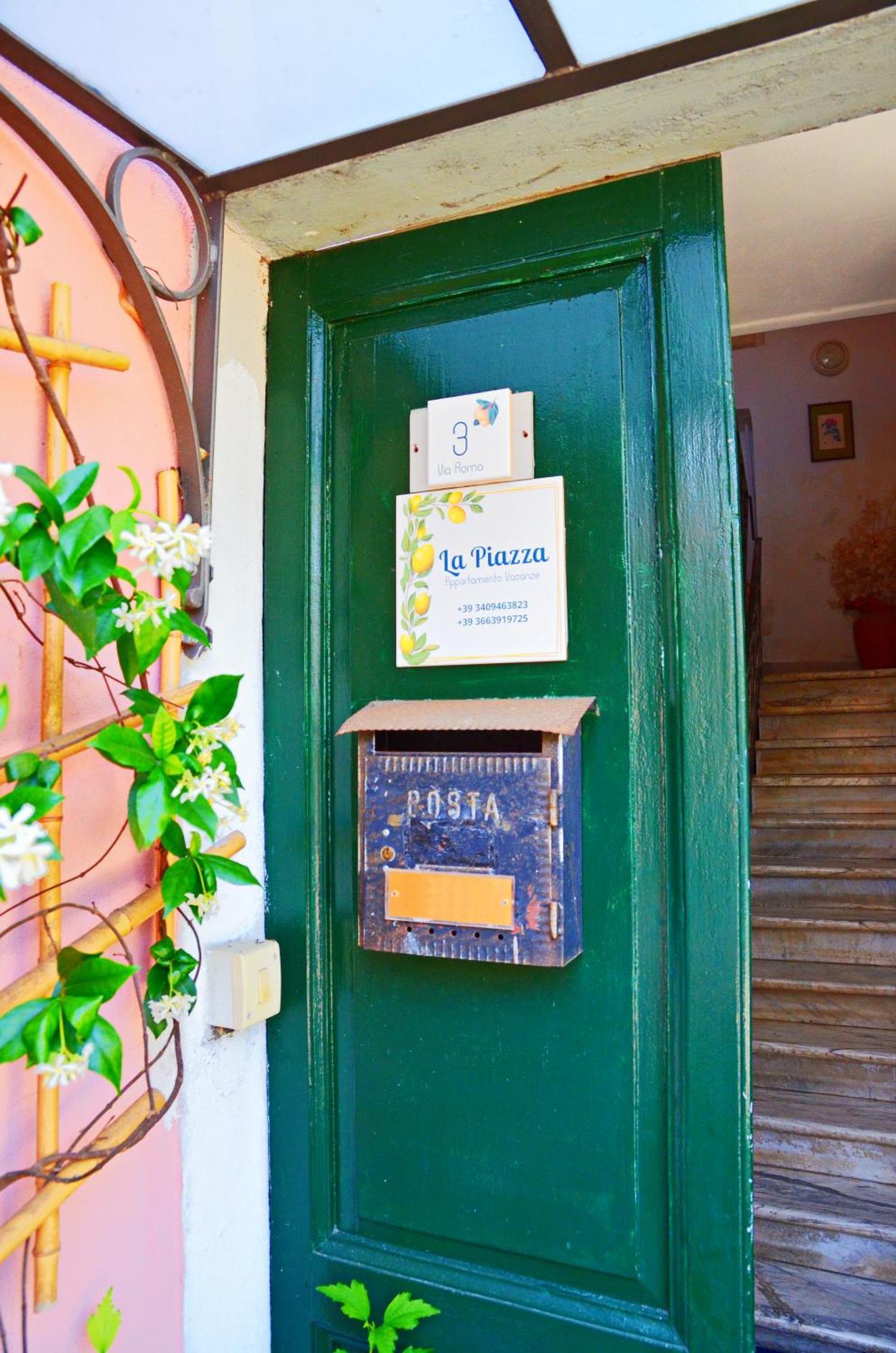 La Piazza - Appartamento Vacanze Piana Battolla Ngoại thất bức ảnh